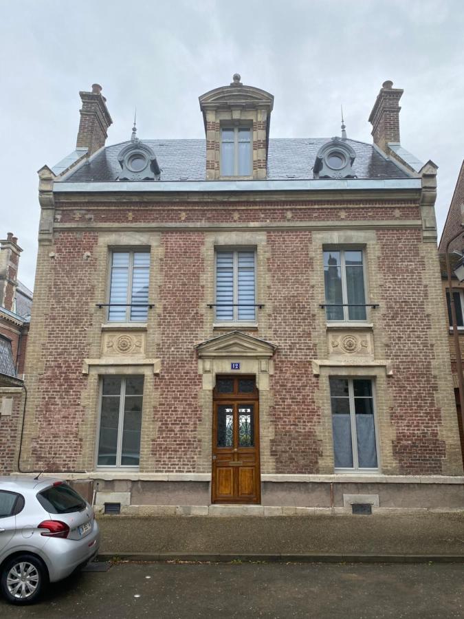 Le Haut 33 : Maison Bourgeoise De Caractere A Laon Exterior foto